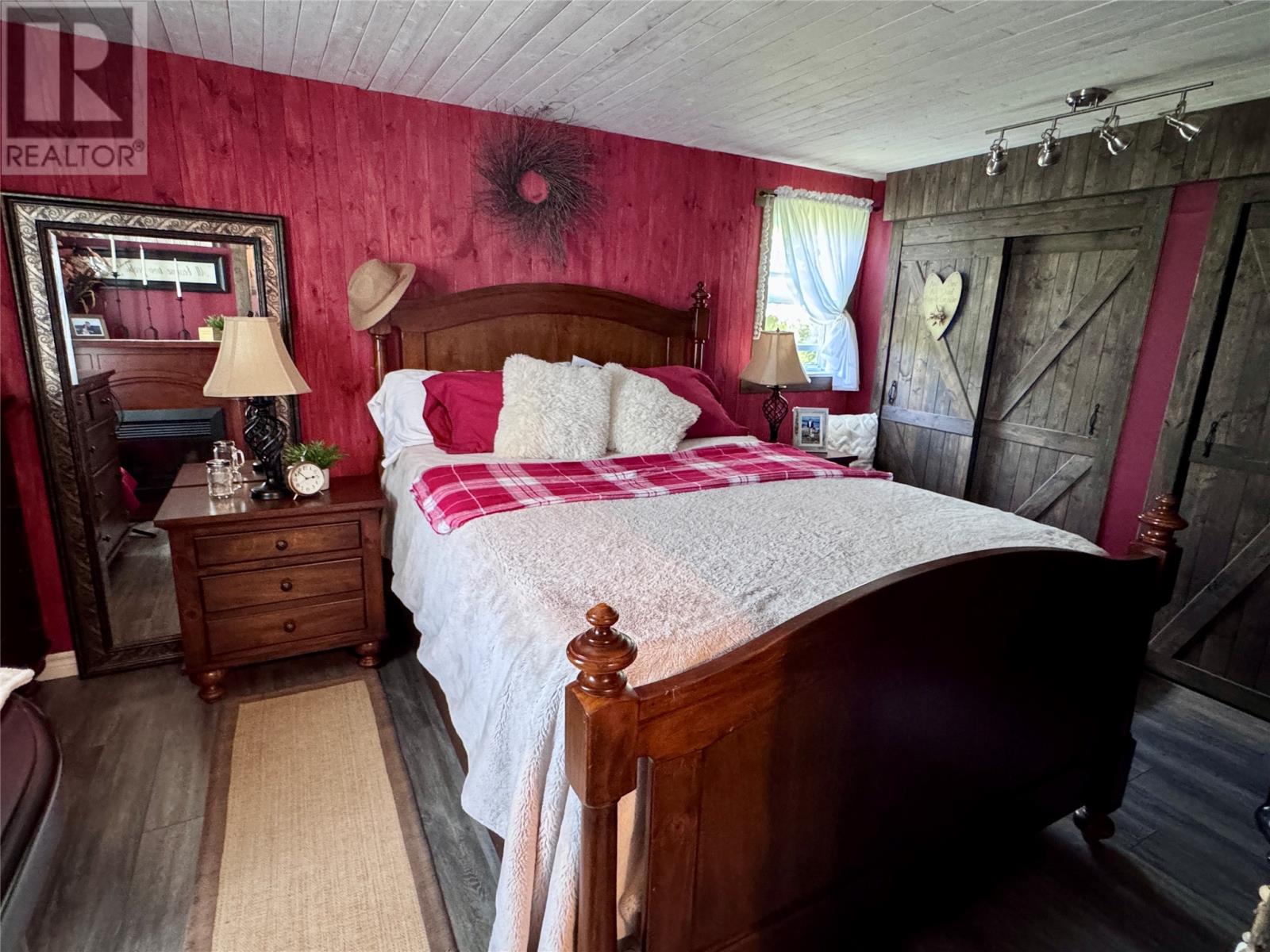 37 New Road Property Photo 32