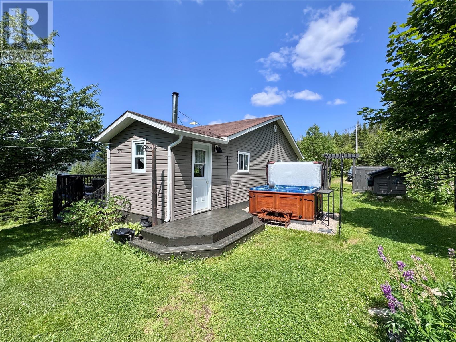 37 New Road Property Photo 36