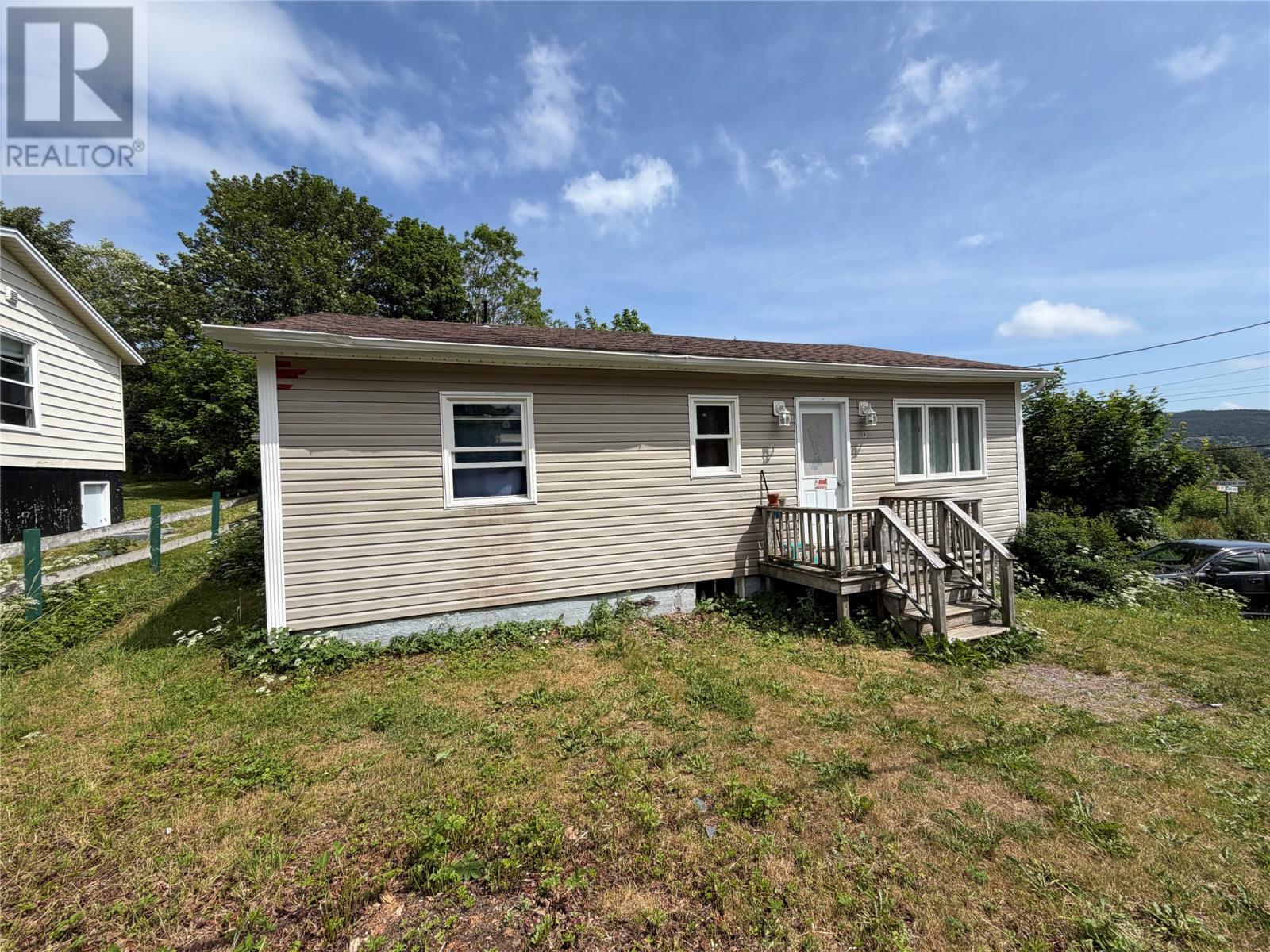 8 St Clare Avenue Property Photo 1