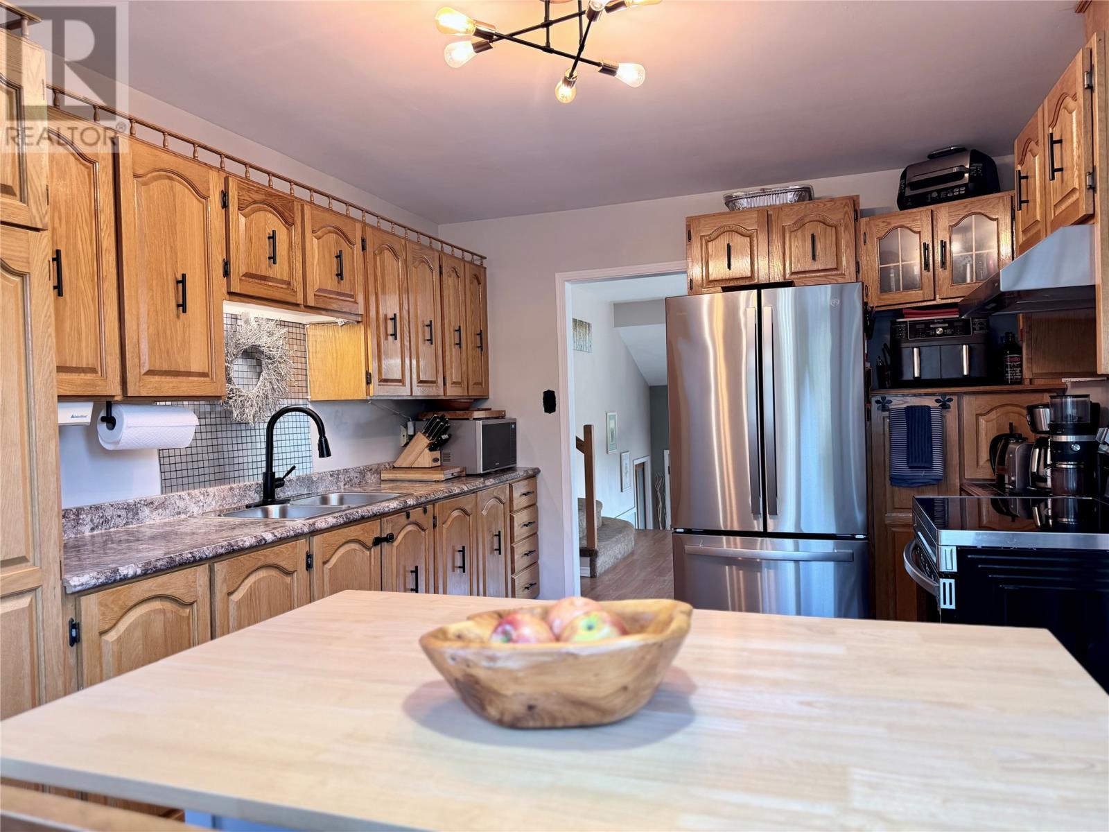 10 Castlewood Drive Property Photo 13