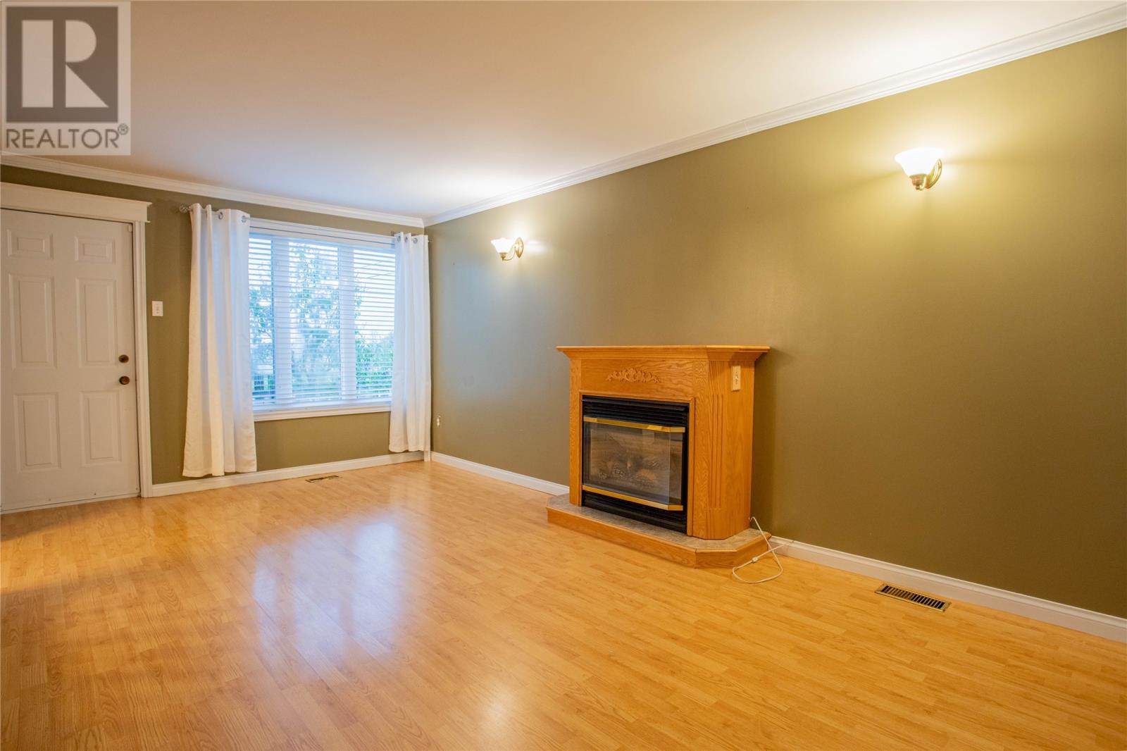 29 Cabot Avenue Property Photo 9
