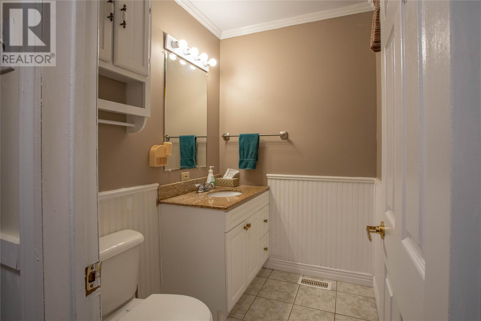 29 Cabot Avenue Property Photo 10