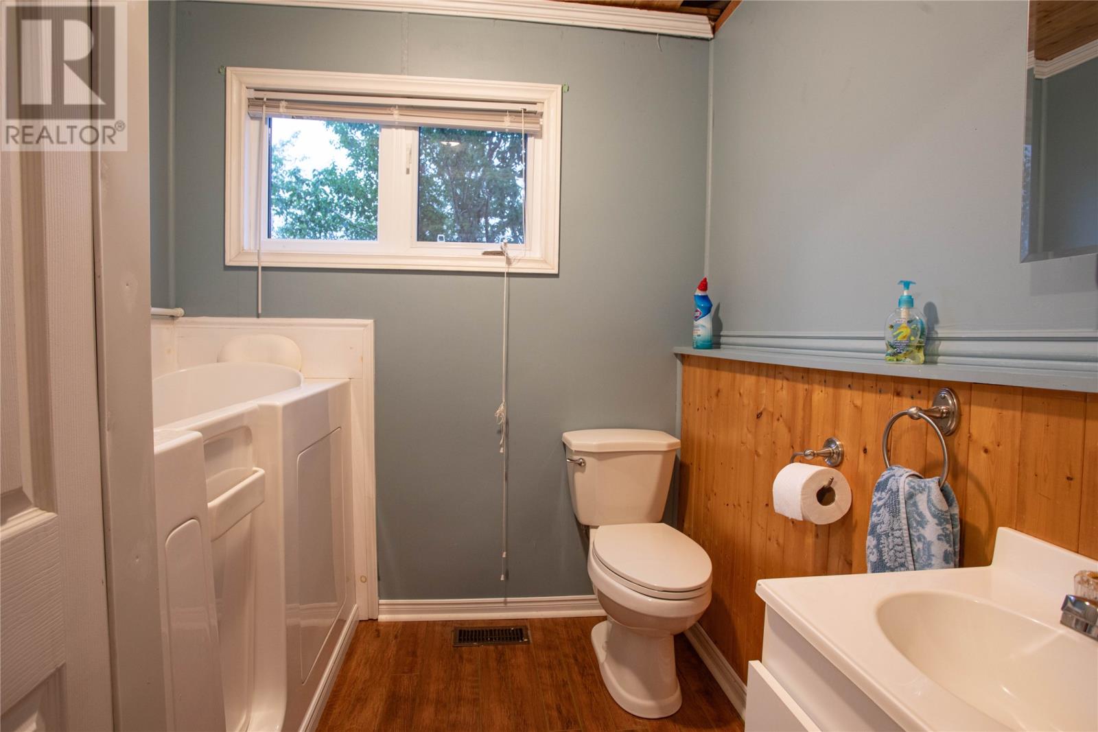29 Cabot Avenue Property Photo 15