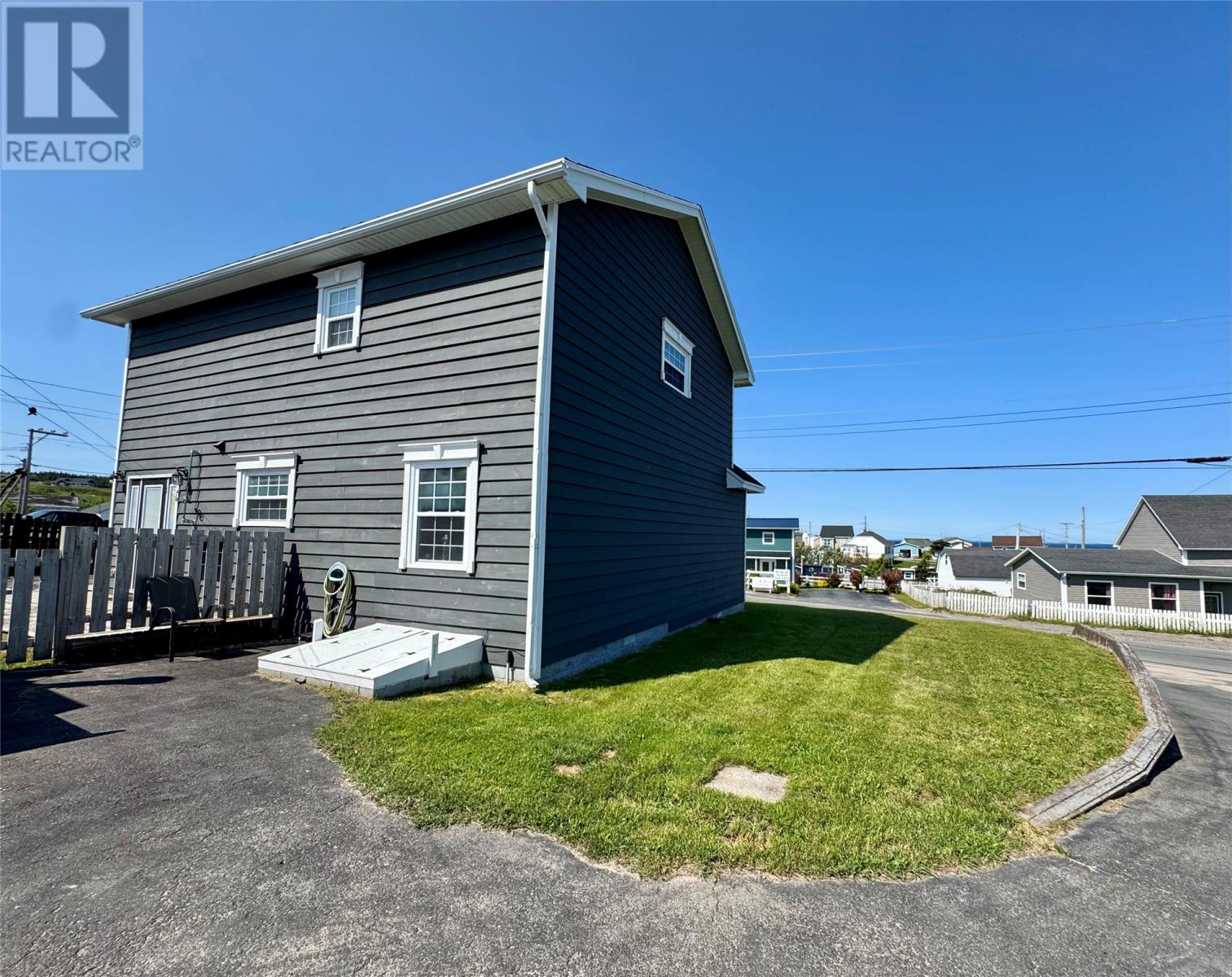 3 John Cabot Drive Property Photo 4