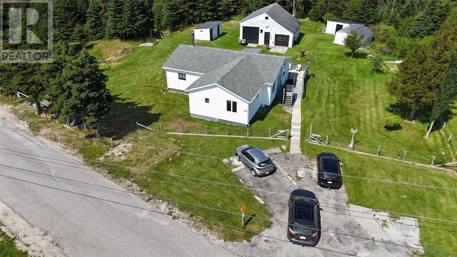 30 Riverside Loop Property Photo 1