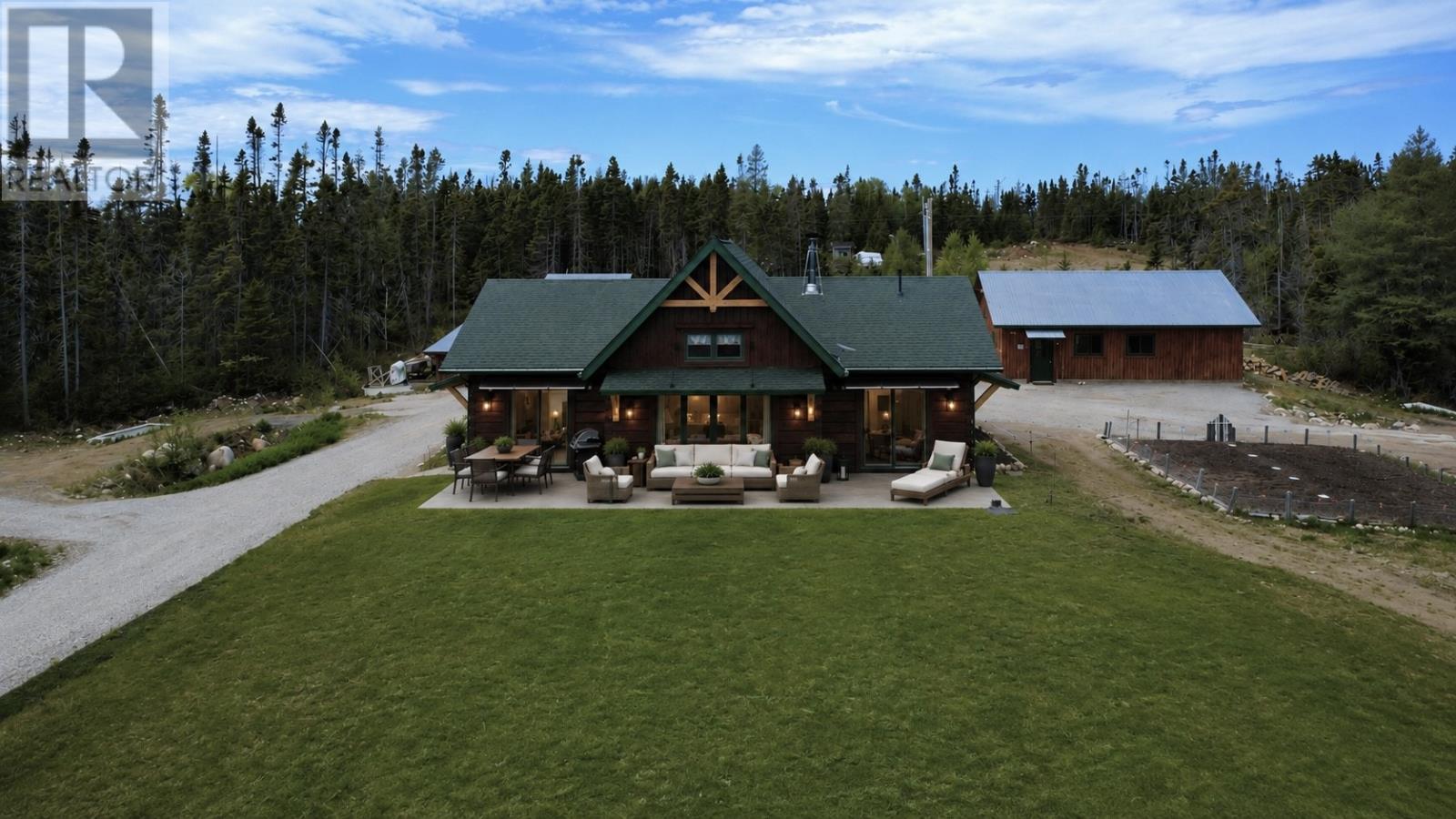 131 Kelly's Point Road Property Photo 1