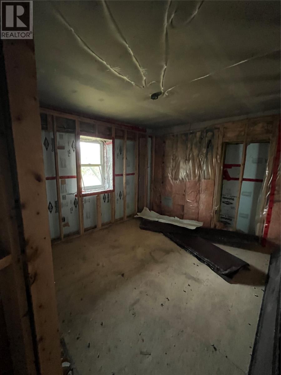 41-51 Thicket Road Property Photo 4