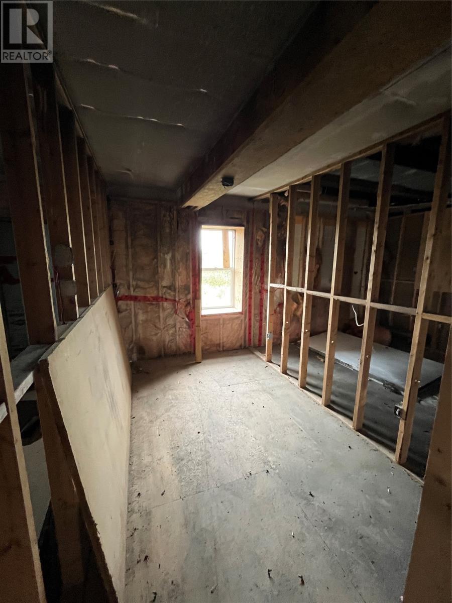 41-51 Thicket Road Property Photo 5