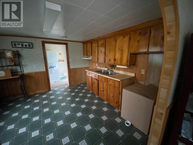 226-230 Main Road East Road Property Photo 10