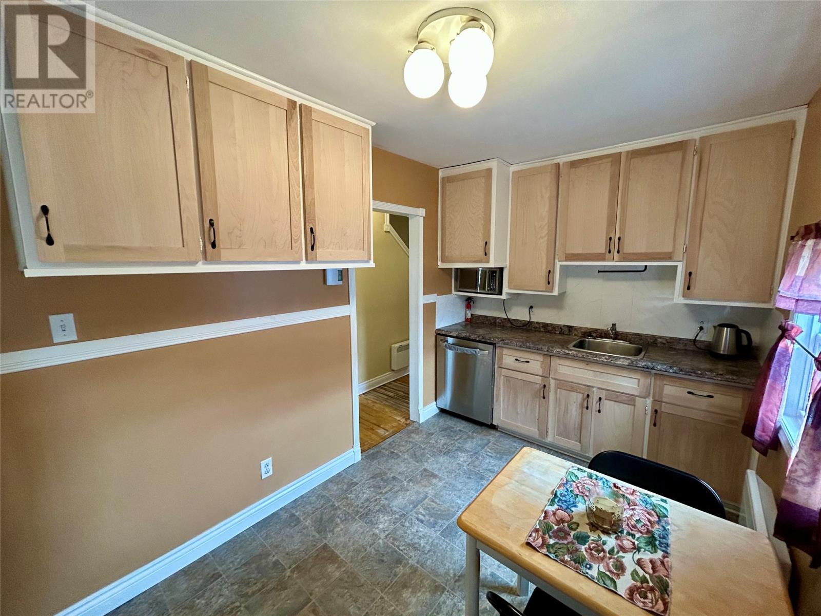 34 Graves Street Property Photo 19