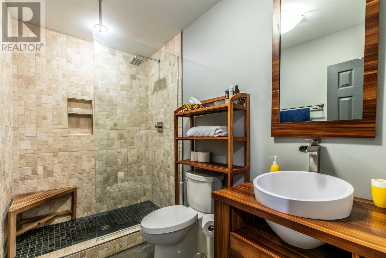 21 Topsail Road Property Photo 39