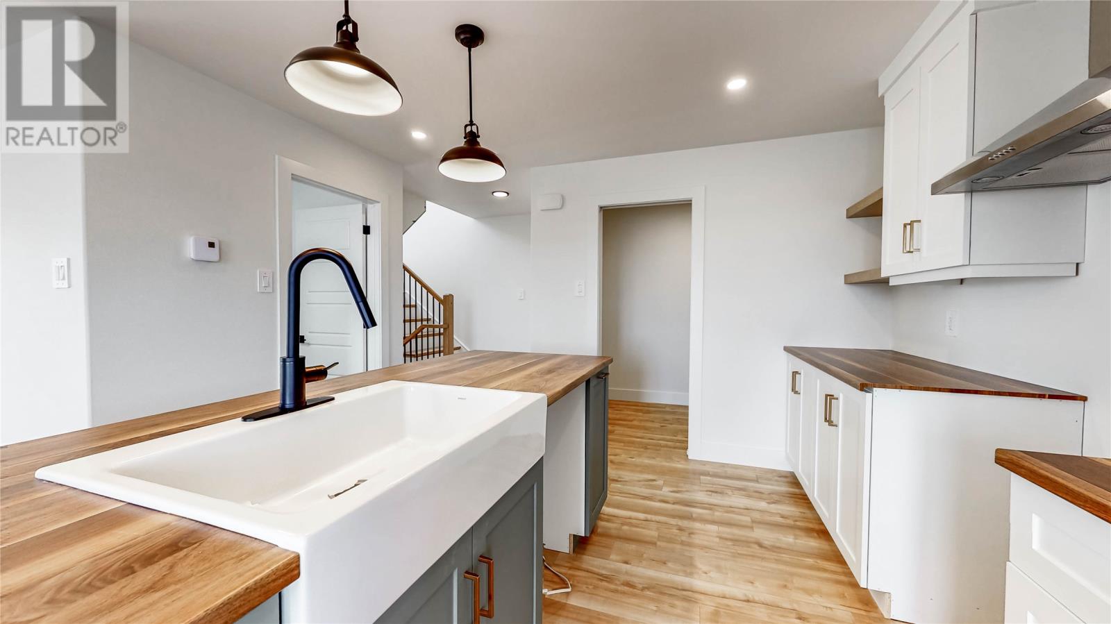 4 Flora Street Property Photo 4