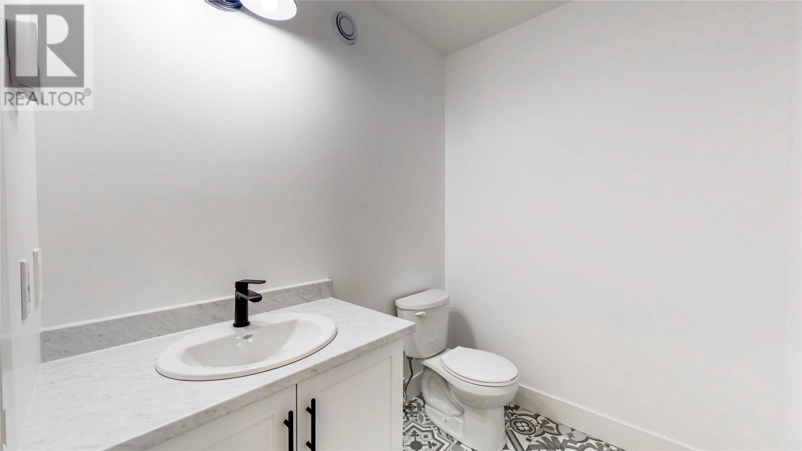 4 Flora Street Property Photo 9