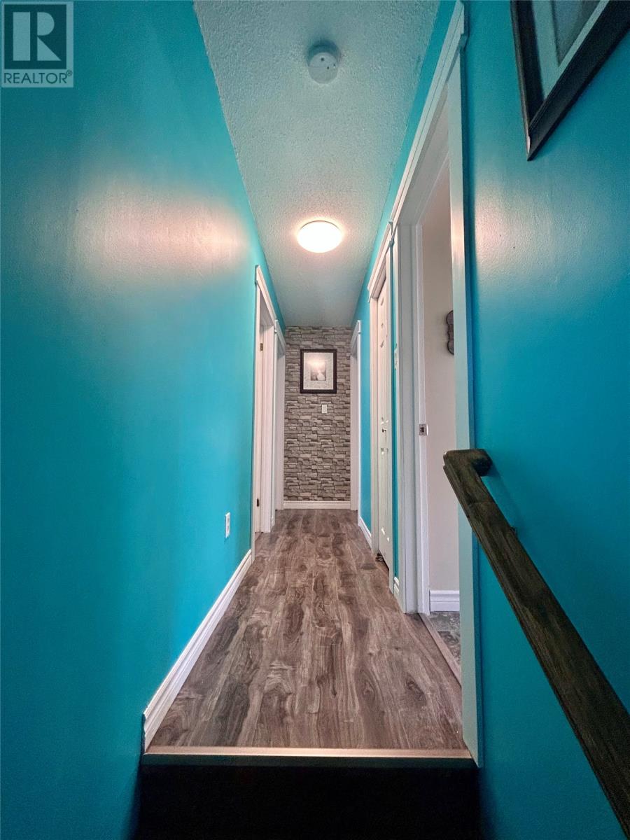 4 Elmwood Crescent Property Photo 13