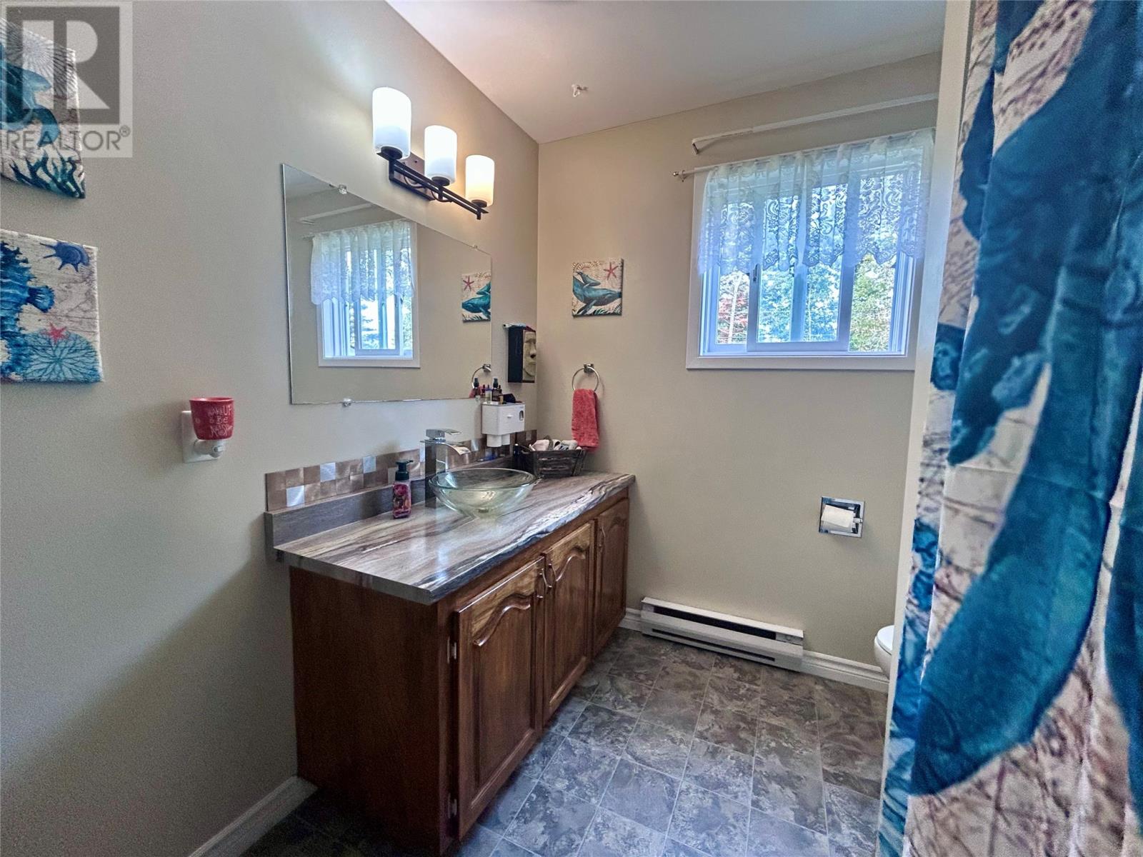 4 Elmwood Crescent Property Photo 19