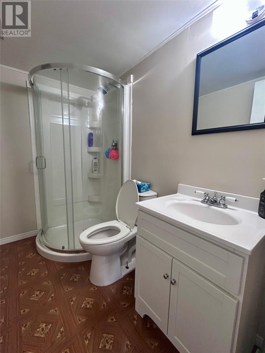 4 Elmwood Crescent Property Photo 24