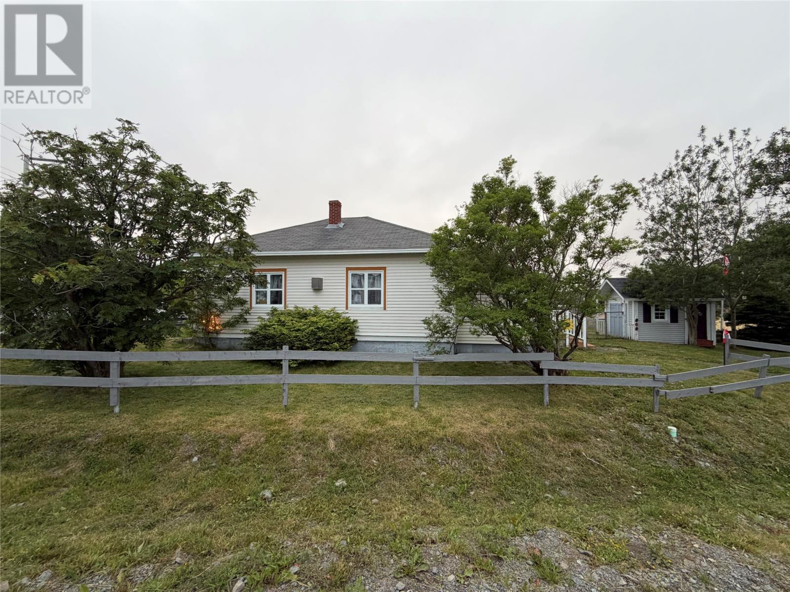 9 Main Road Property Photo 19