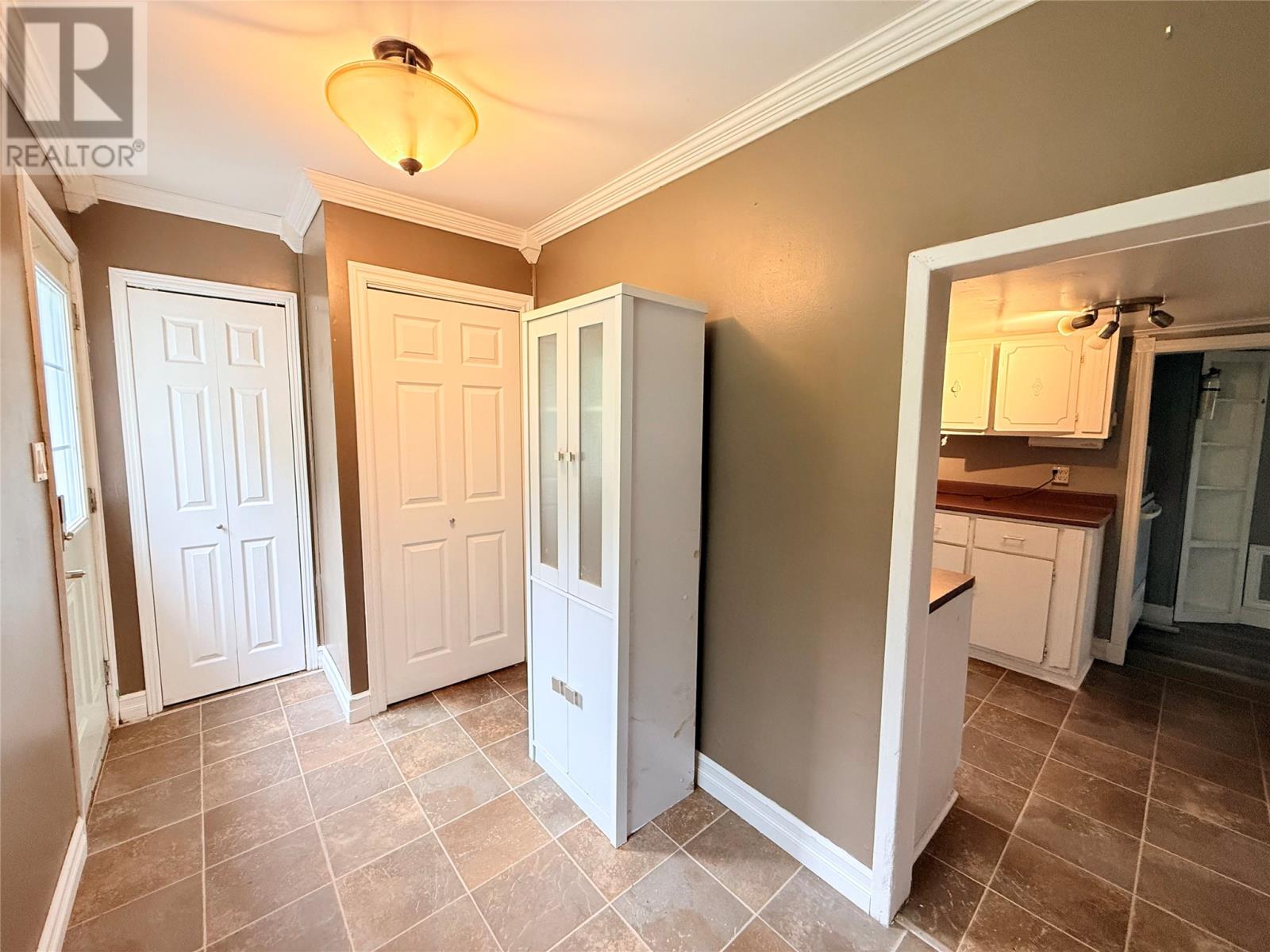 771 Harvey Street Property Photo 5
