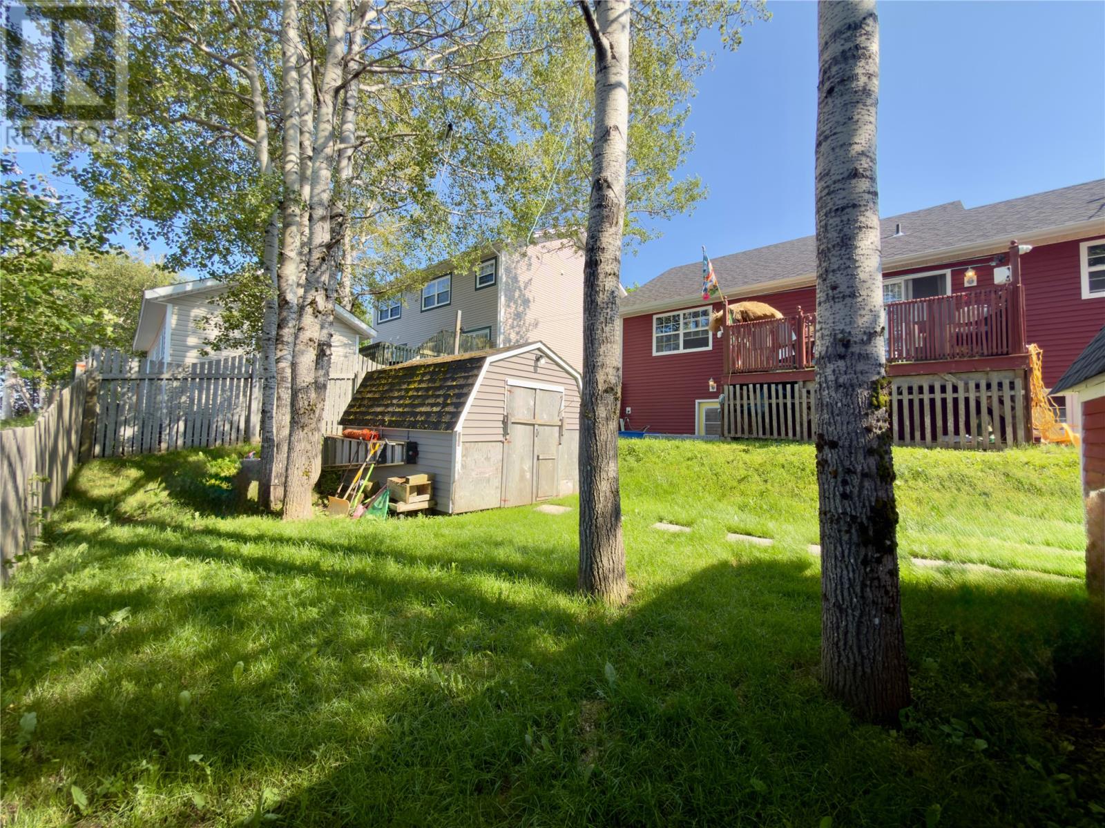 3 White Rose Place Property Photo 8