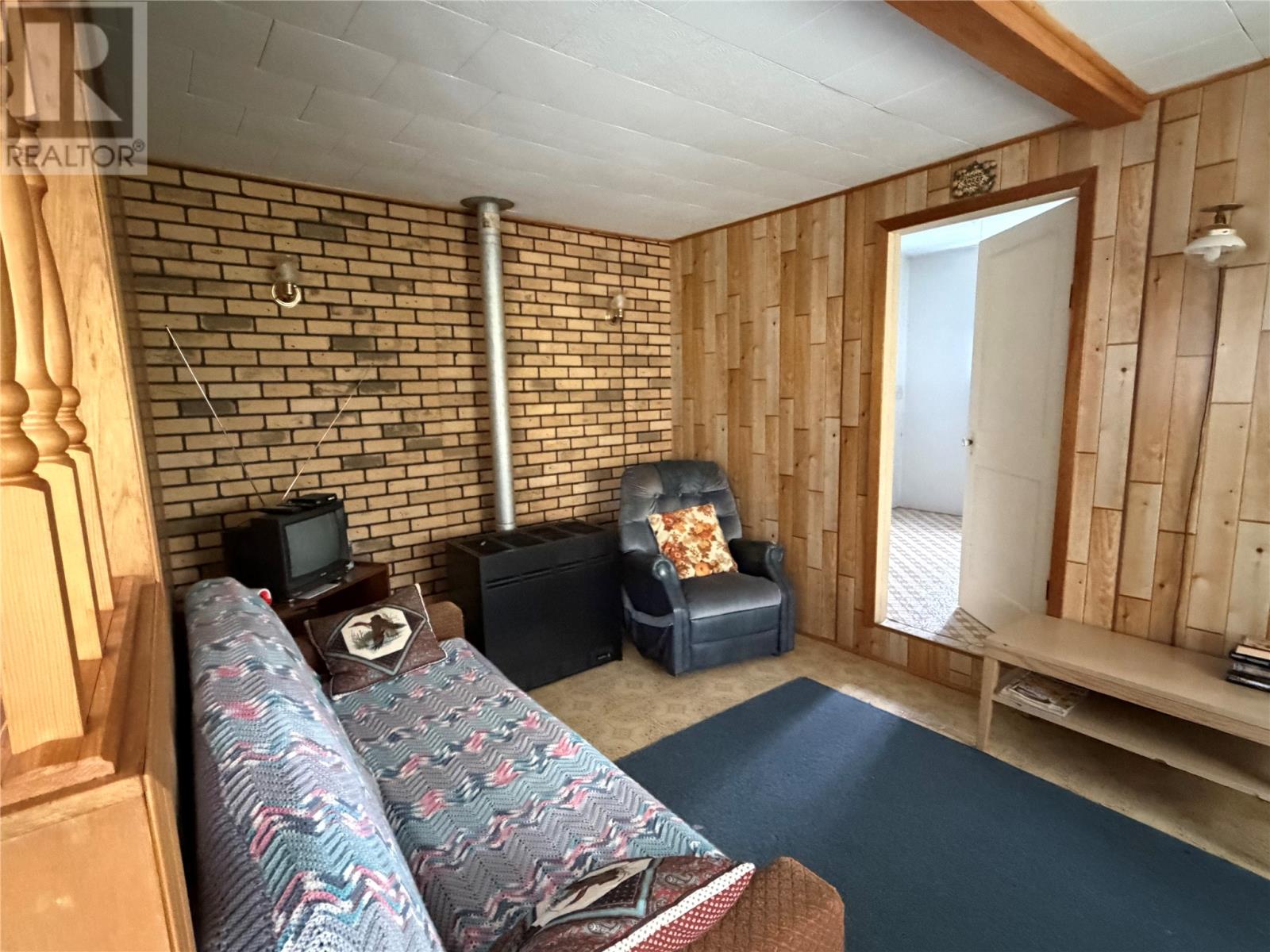 1202 Western Bay Line Property Photo 8