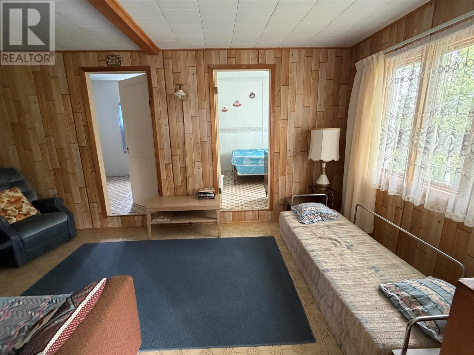 1202 Western Bay Line Property Photo 9