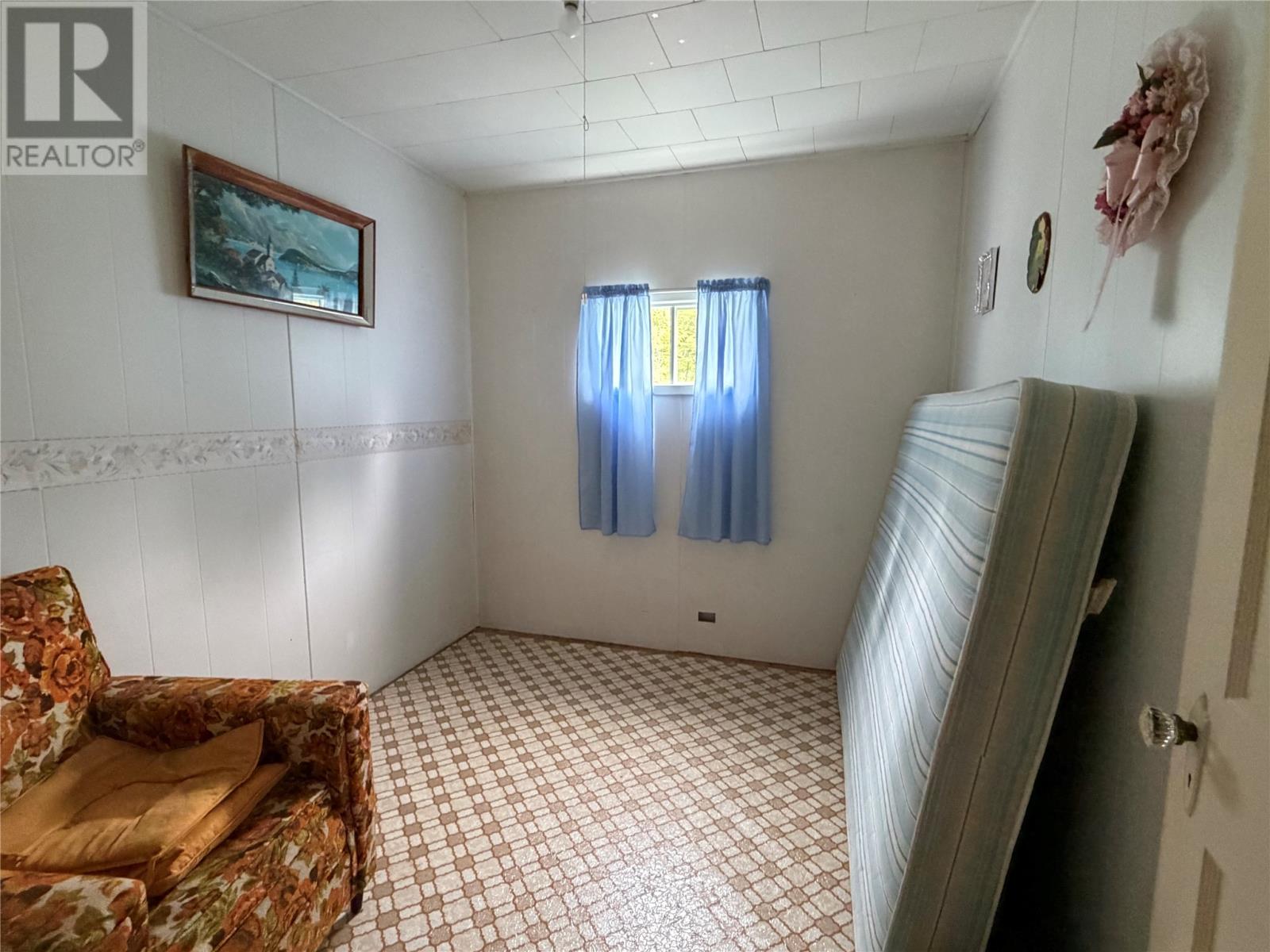 1202 Western Bay Line Property Photo 12