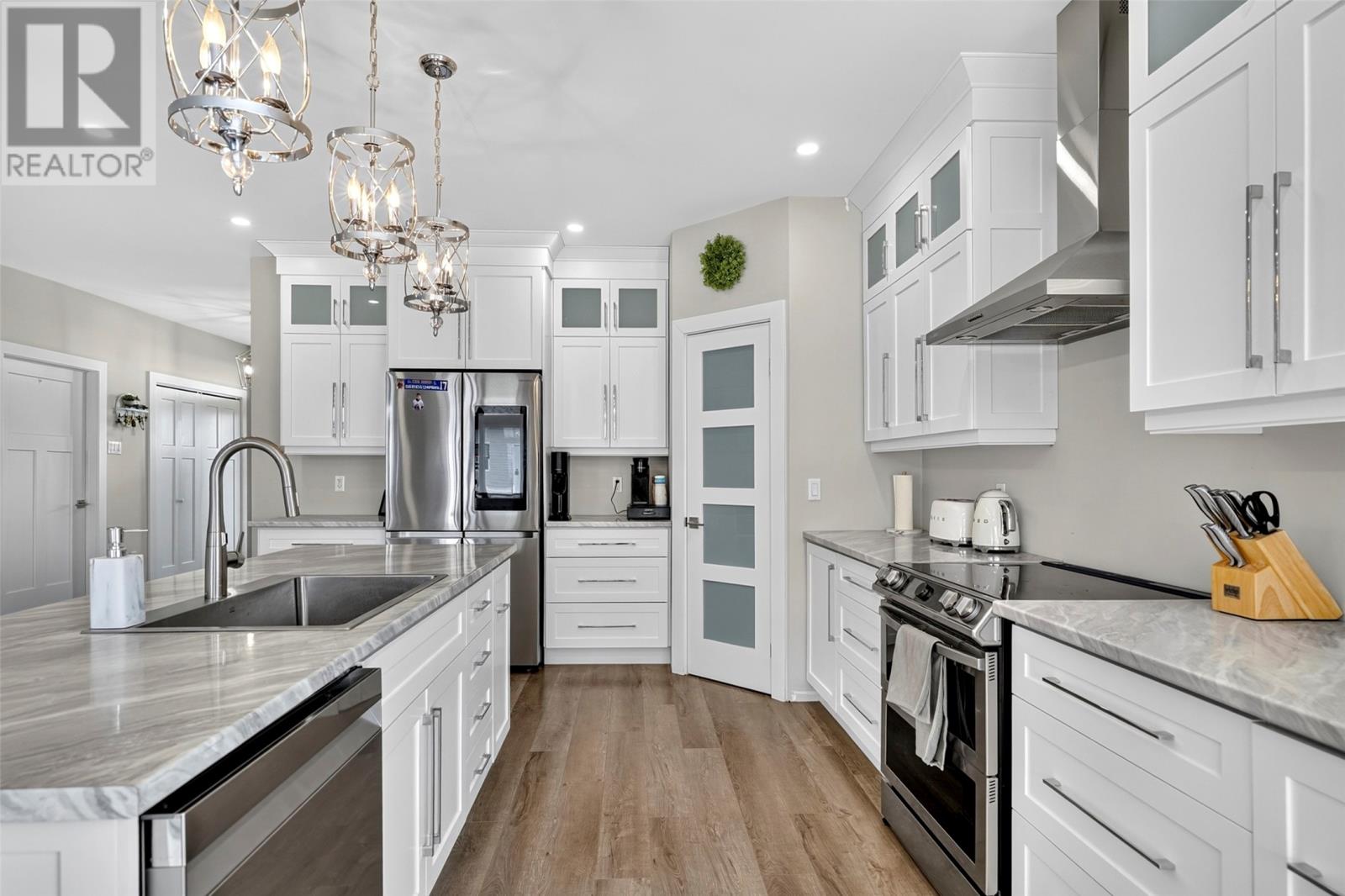 6-14a Drover's Road Property Photo 15