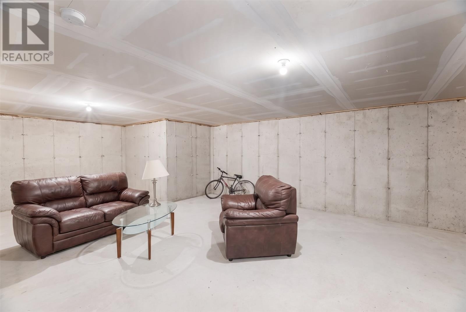 403 Blackmarsh Road Unit#3 Property Photo 15