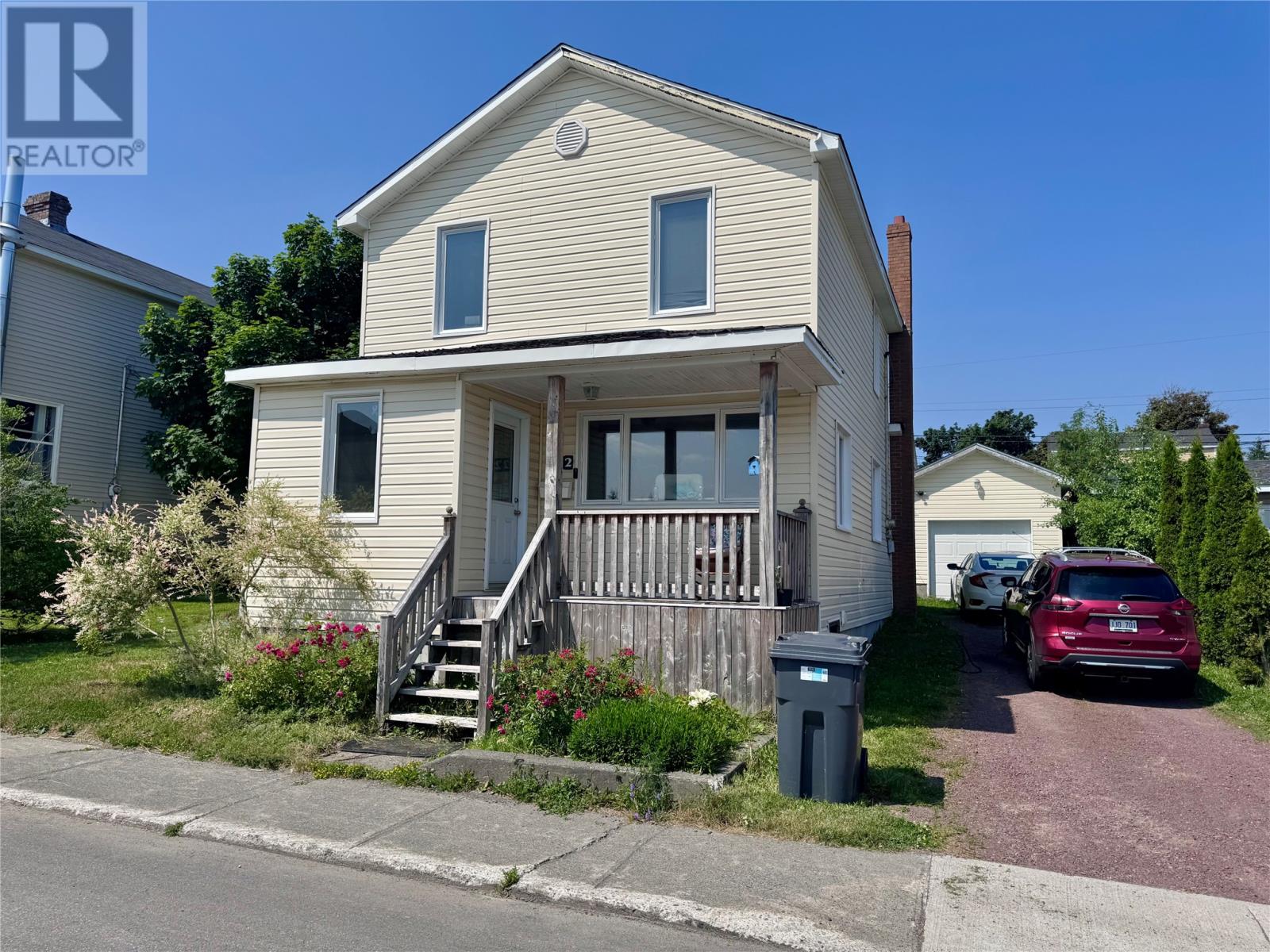 122 Lincoln Road