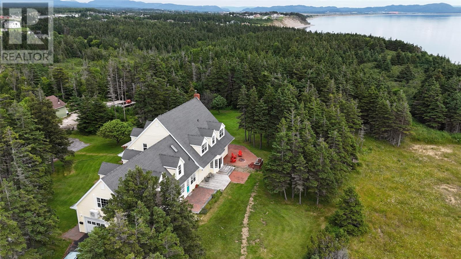 25 Seaside Drive Property Photo 1
