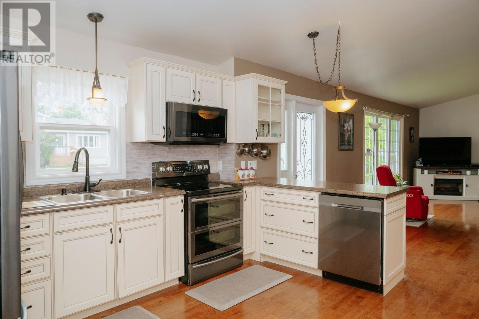 58 Byrd Avenue Property Photo 3