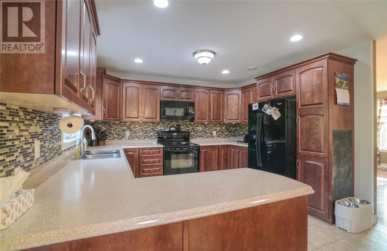 32 Abbotts Road Property Photo 10