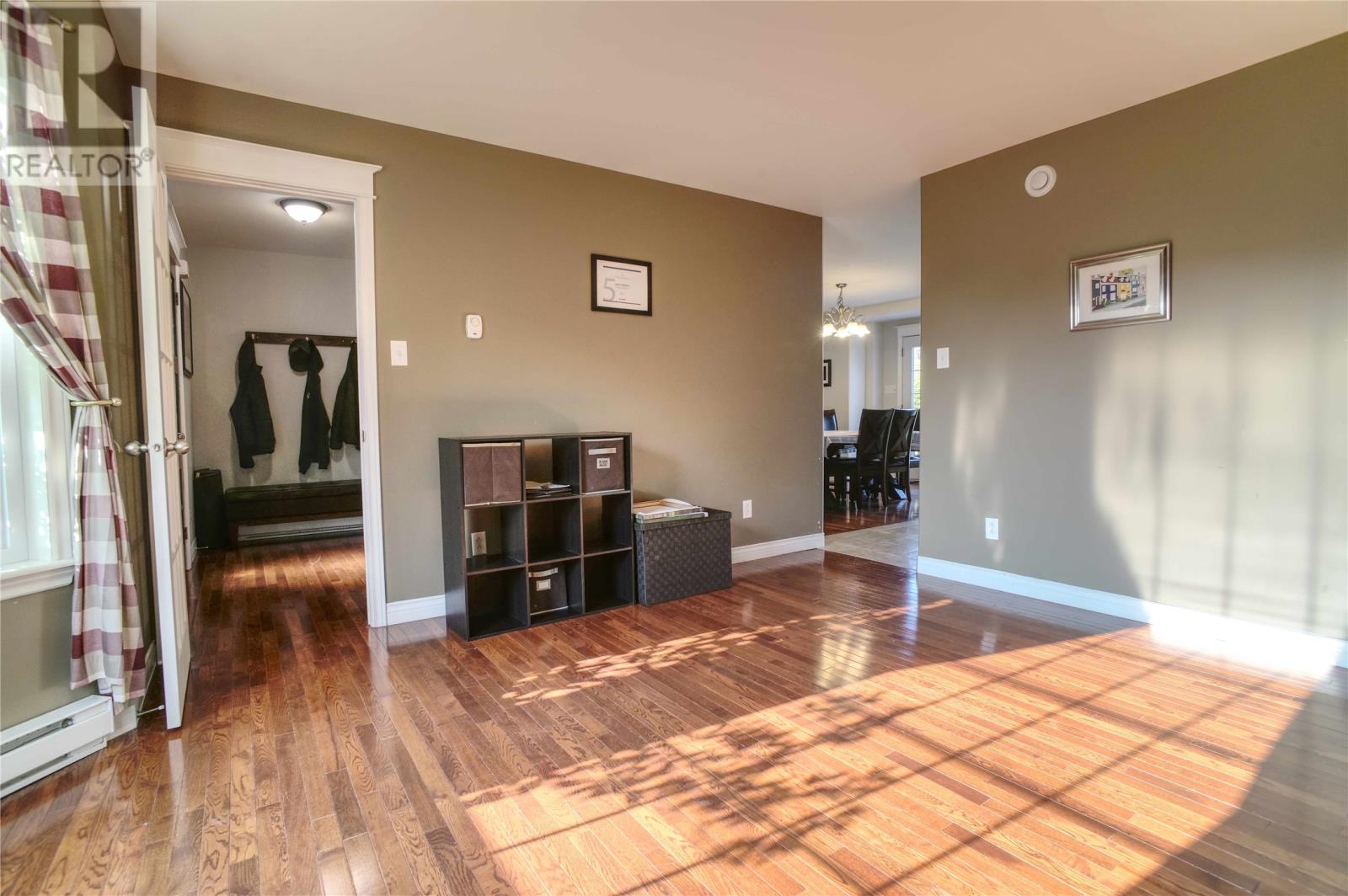 32 Abbotts Road Property Photo 13