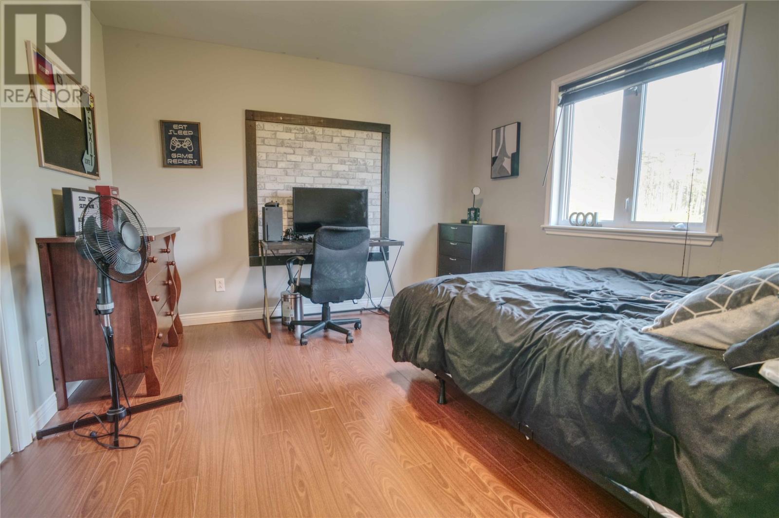 32 Abbotts Road Property Photo 23