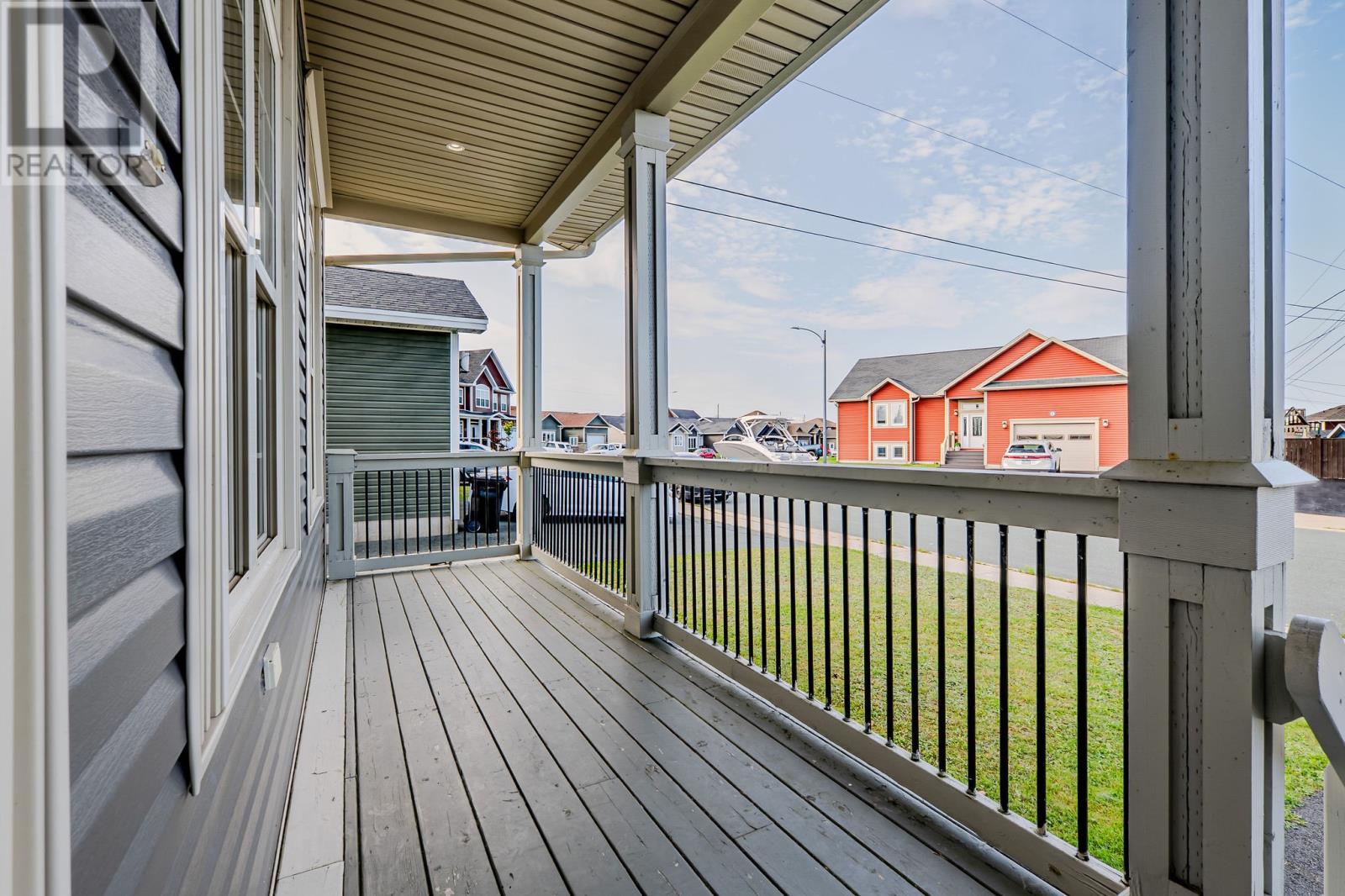 28 Kenai Crescent Property Photo 7