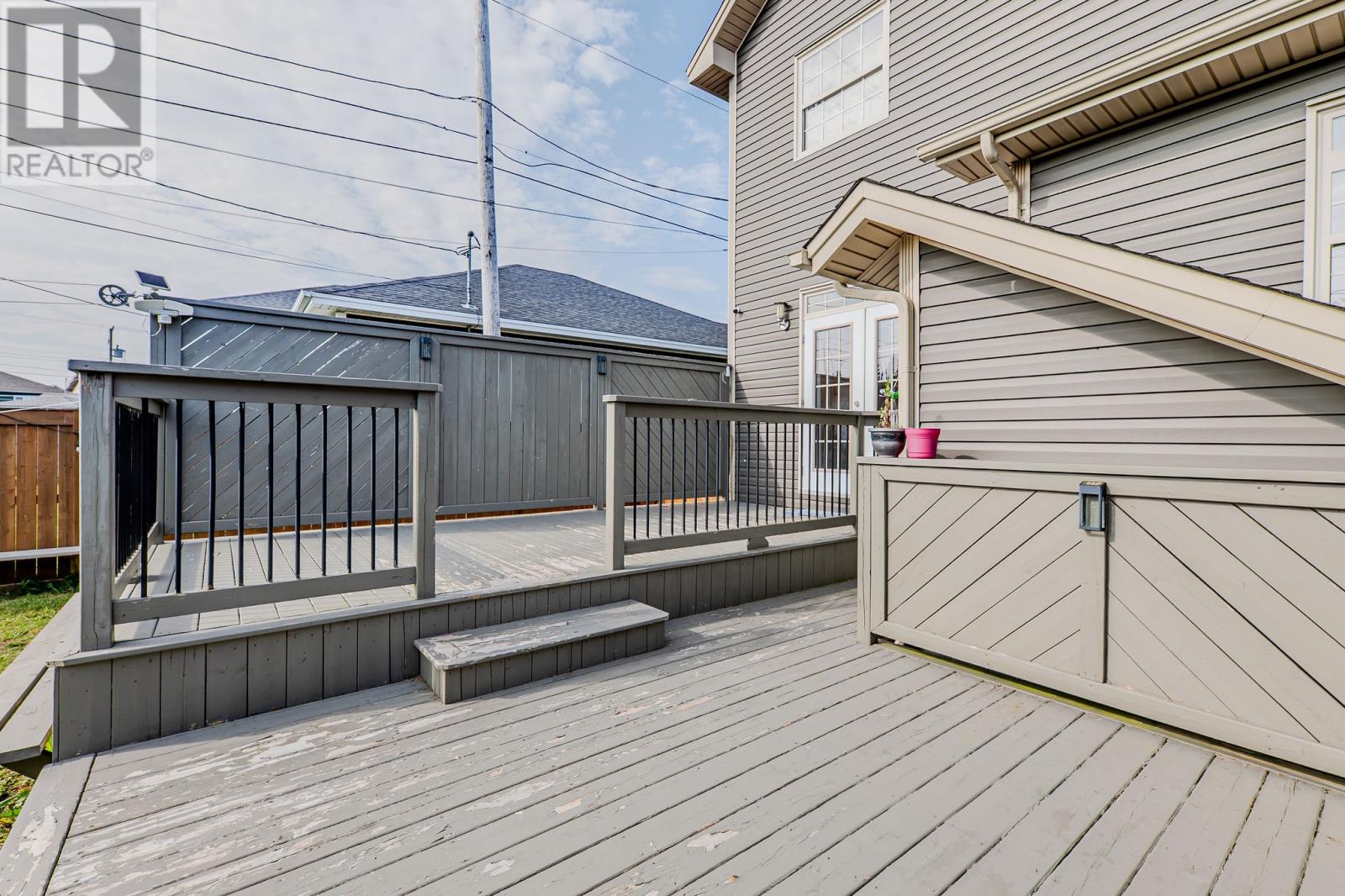 28 Kenai Crescent Property Photo 11