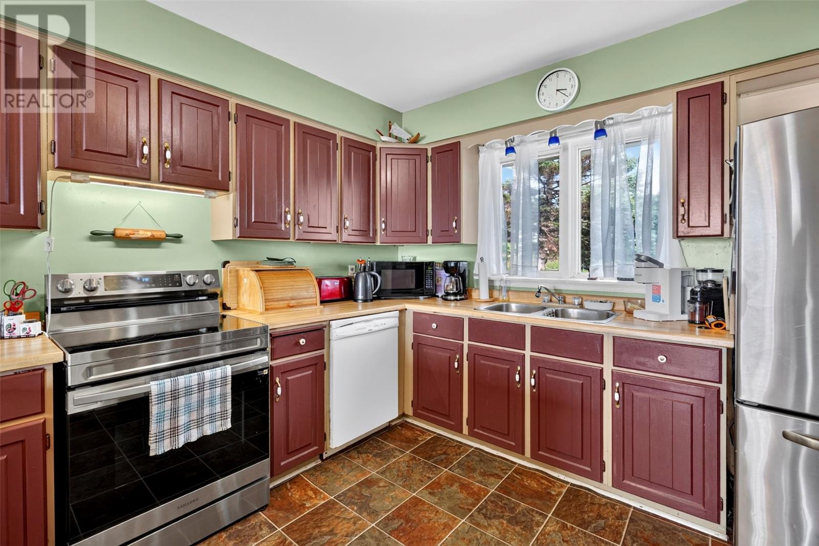 109 Trinity South Highway Property Photo 17