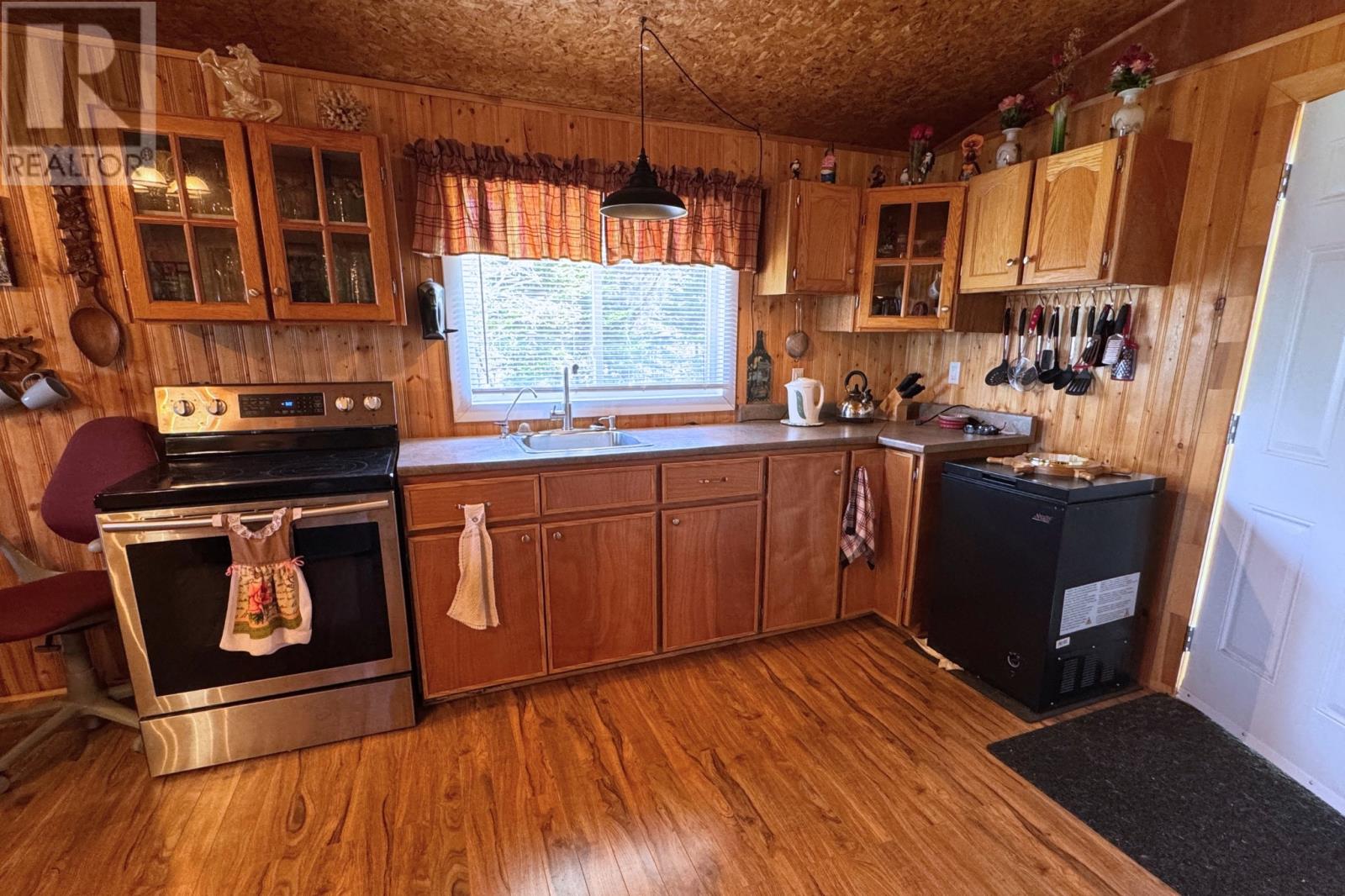 82 Mobile First Pond Road Property Photo 5