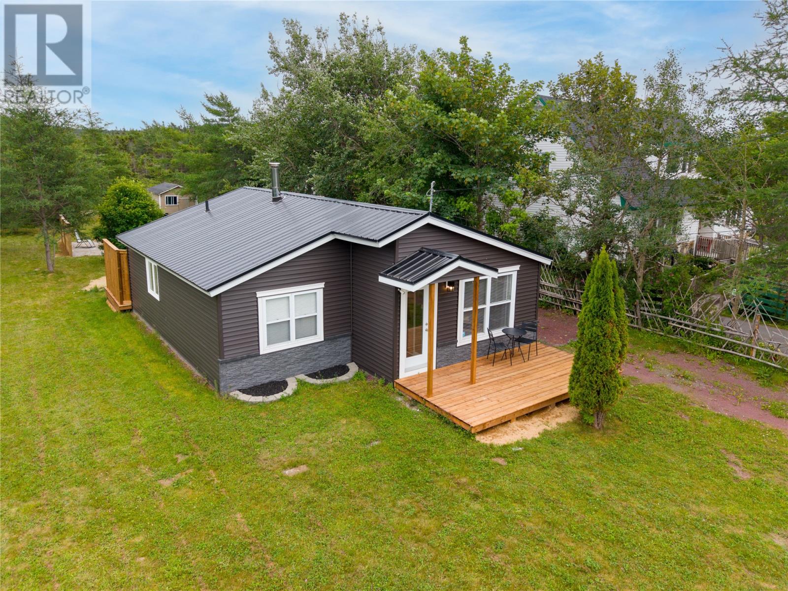 48 Harnums Hill Property Photo 1