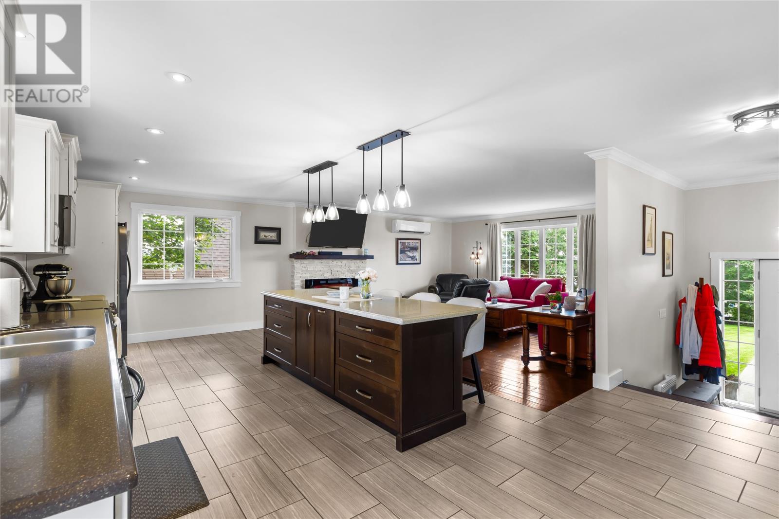 8 Plateau Park Property Photo 8