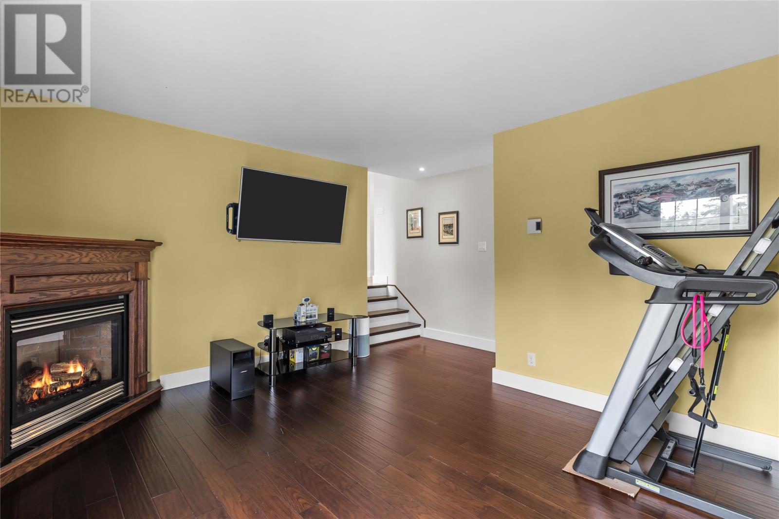 8 Plateau Park Property Photo 14
