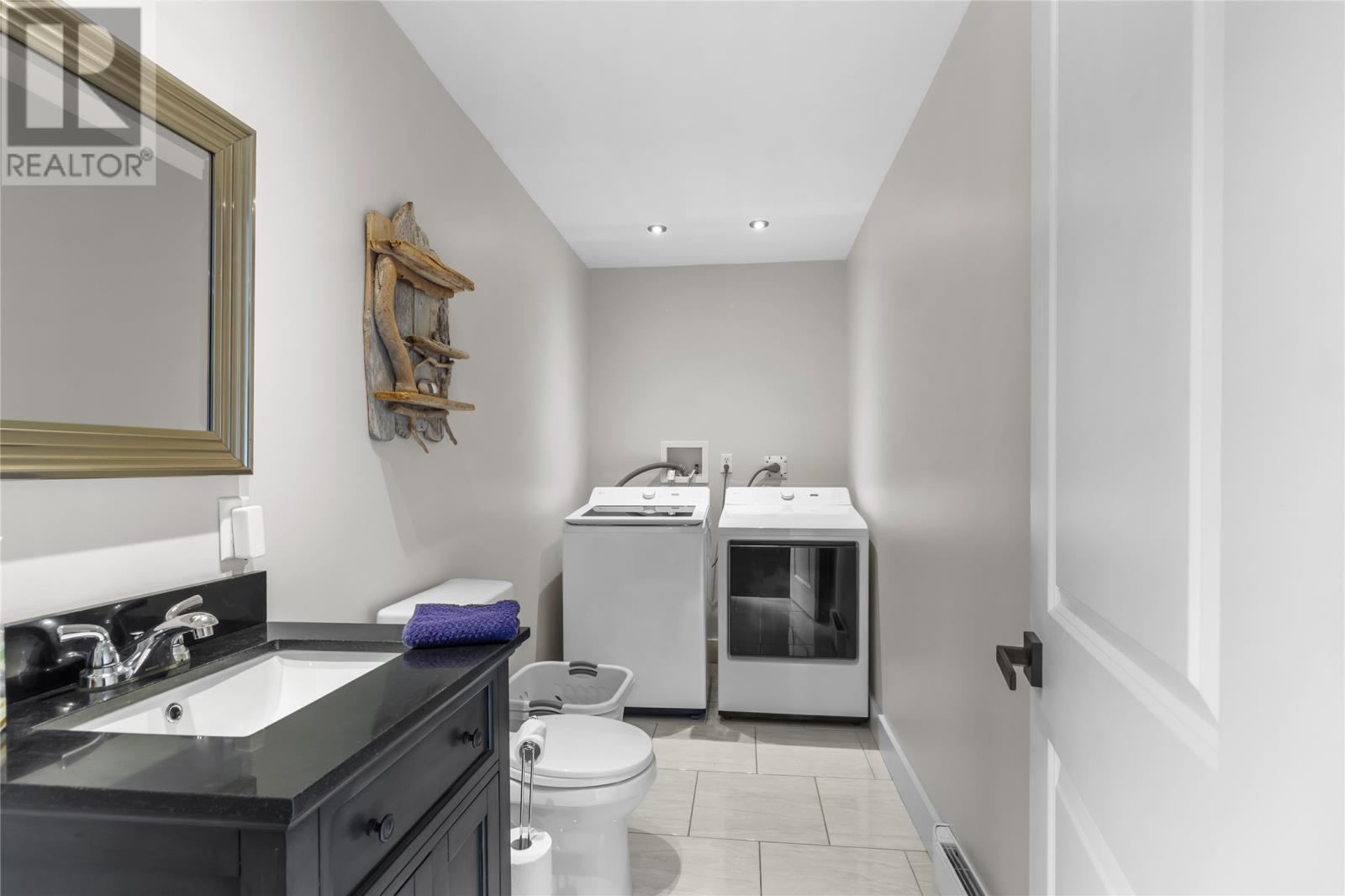8 Plateau Park Property Photo 16