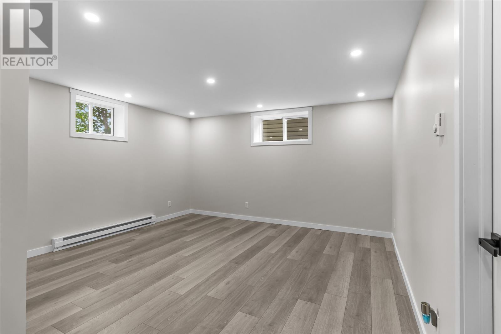 8 Plateau Park Property Photo 27