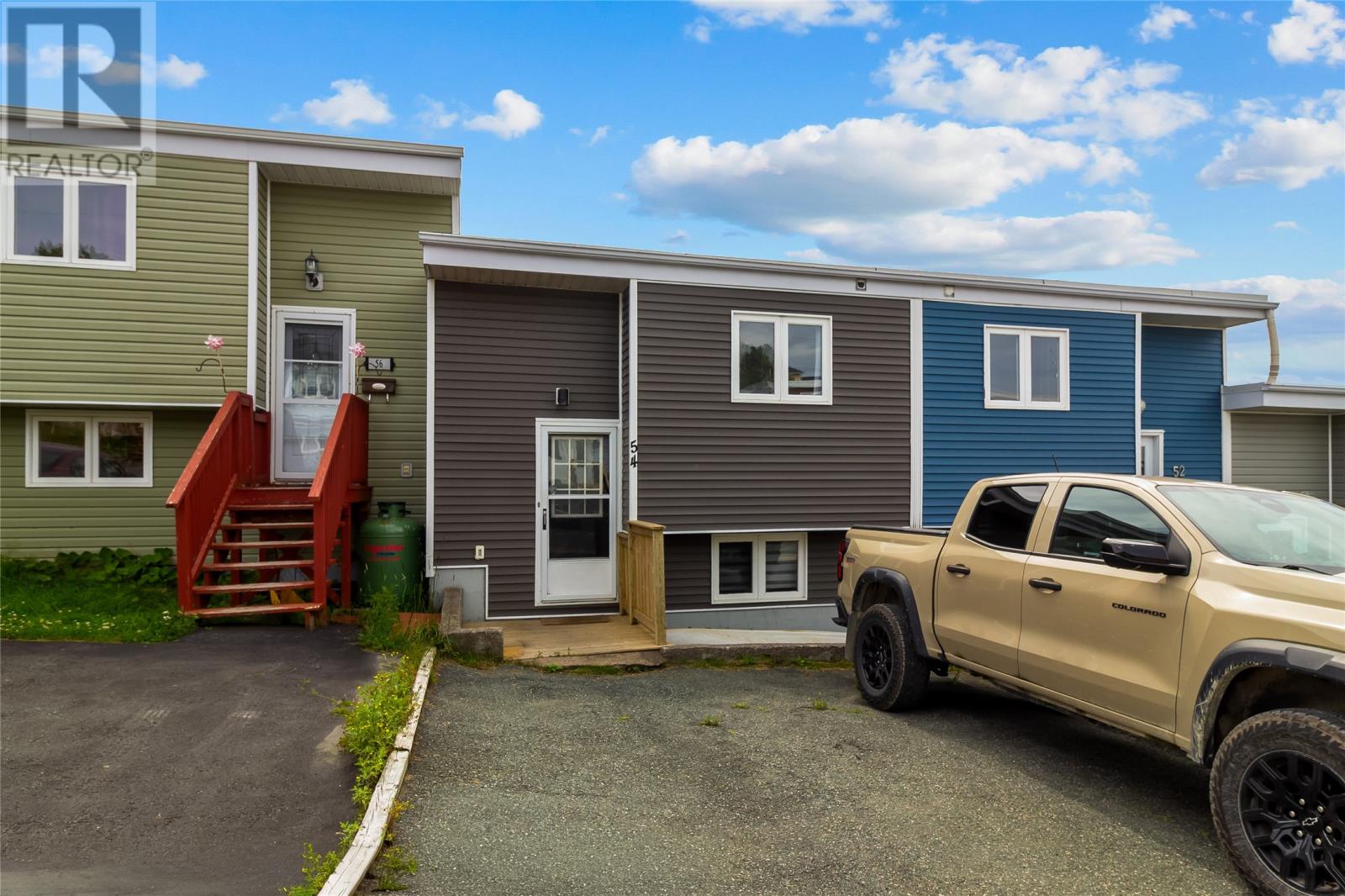 54 Nash Crescent Property Photo 1