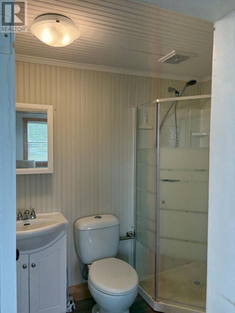 5 Amy's Hole Road Property Photo 6