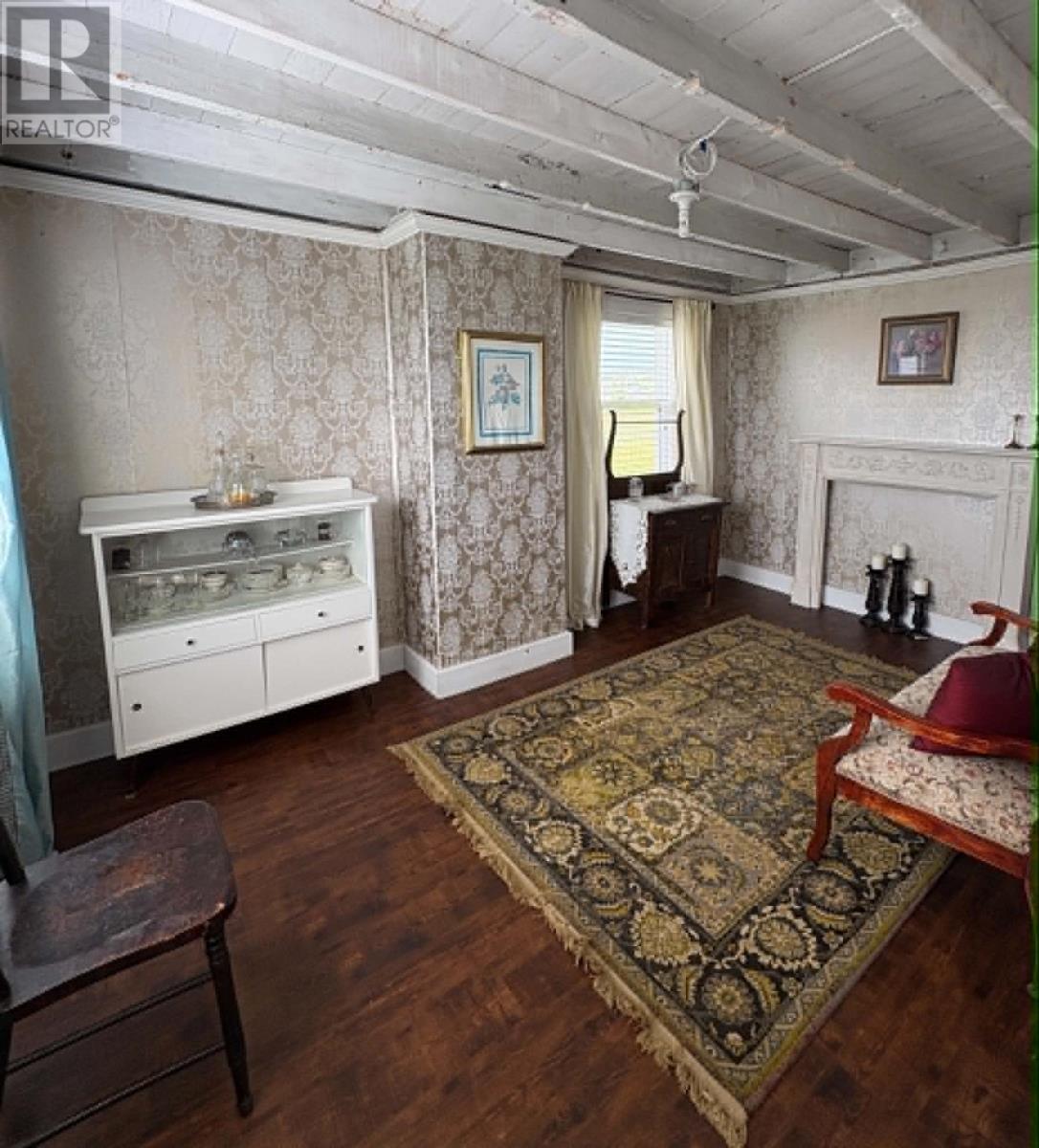 5 Amy's Hole Road Property Photo 8