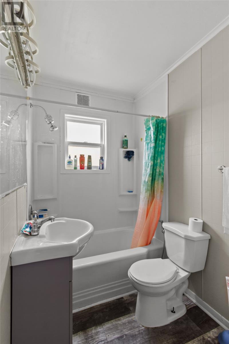 43 Graves Street Property Photo 11