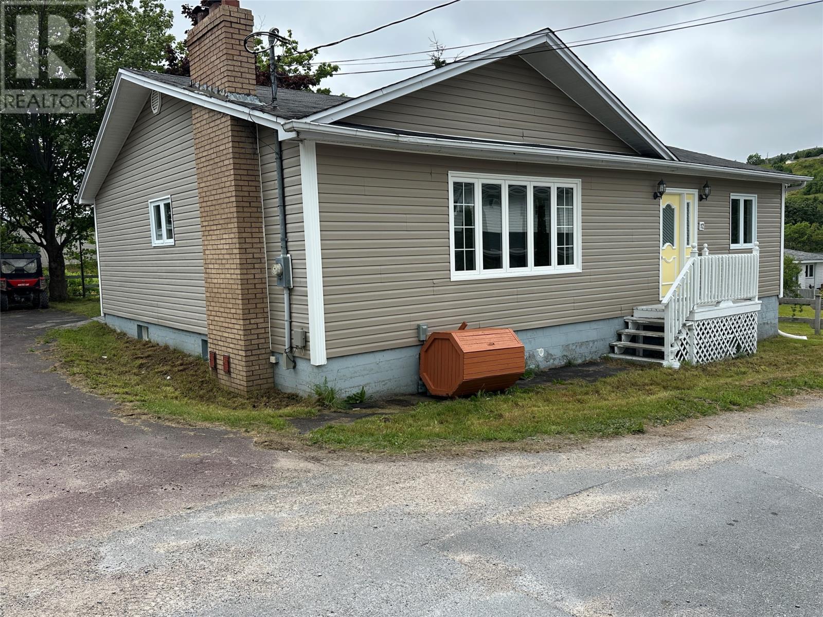 12 Cabot Street Property Photo 1