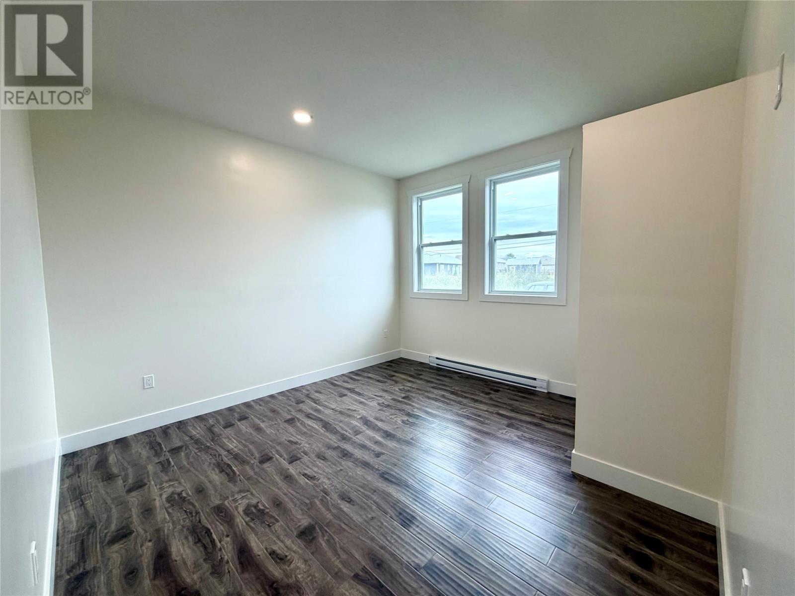 21 Pieroway Drive Property Photo 16