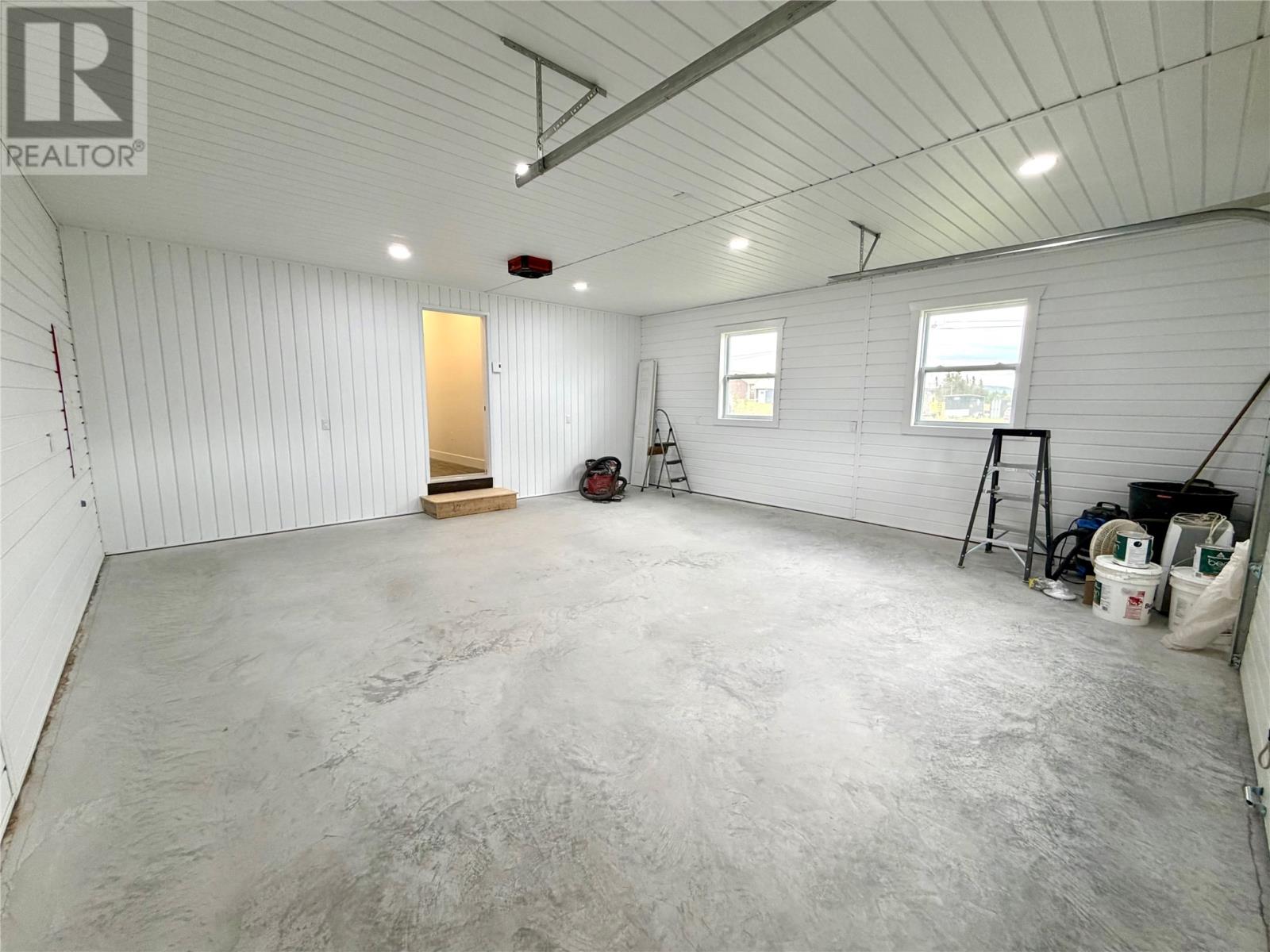 21 Pieroway Drive Property Photo 32